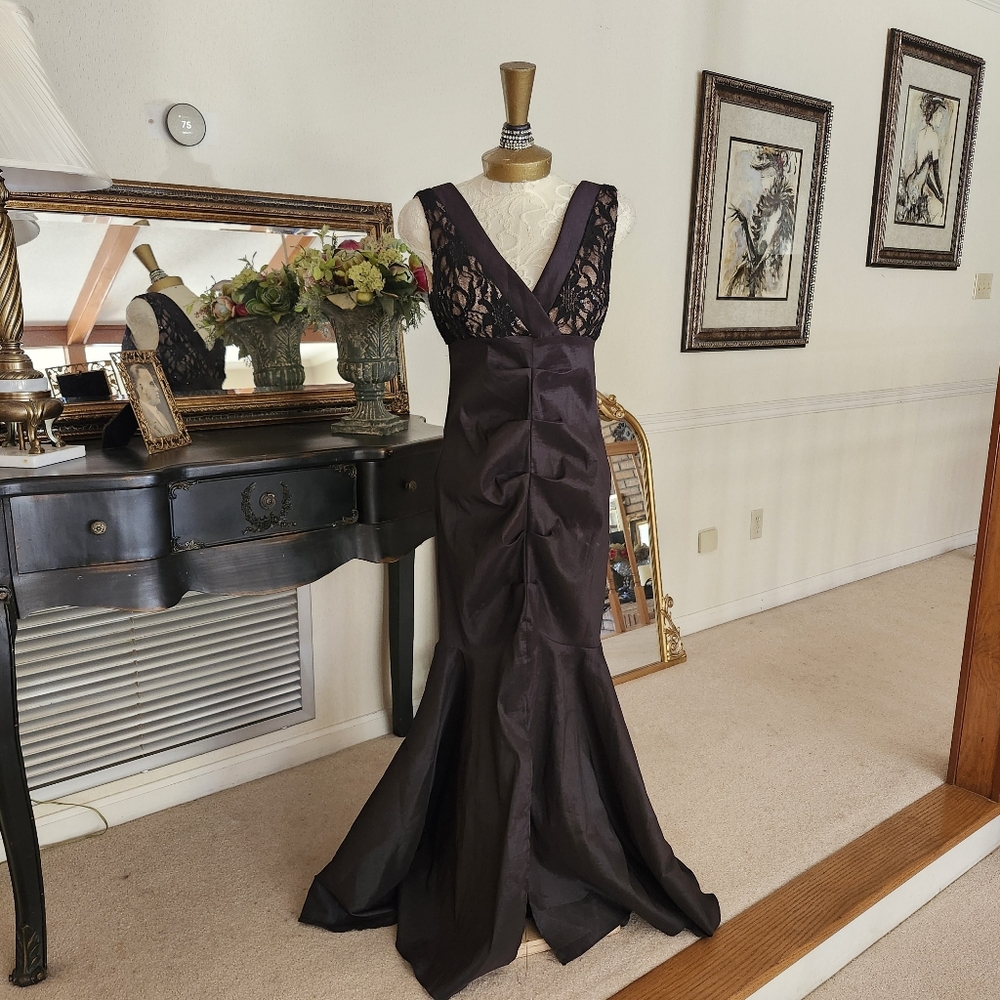 R&M Richards Black Red Carpet Hollywood Glamor Evening Gown Dress 6P